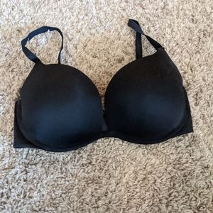 Black Victoria's Secret Dream Angels Pushup Bra Size 34DD